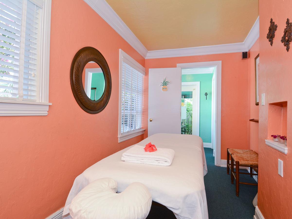 Pineapple Point Guesthouse & Resort - Gay Men'S Resort Φορτ Λόντερντεϊλ Εξωτερικό φωτογραφία